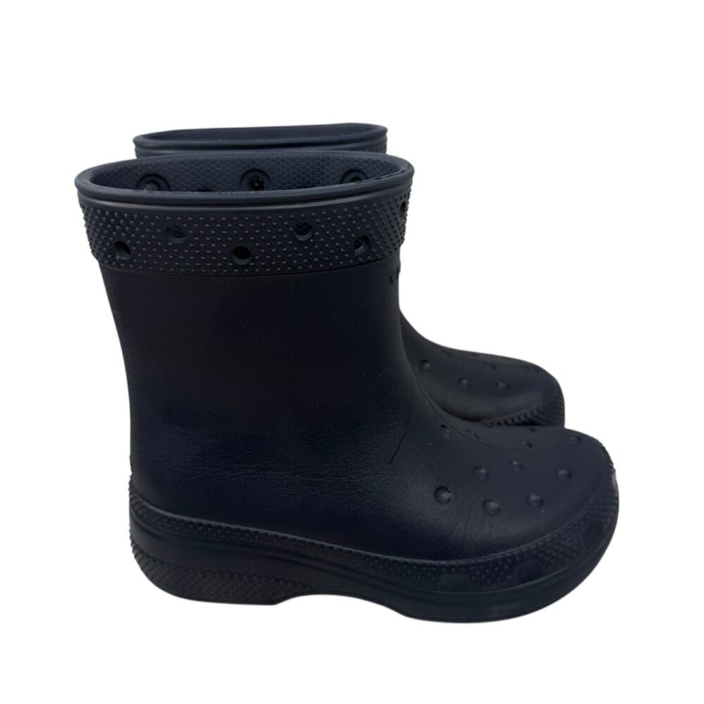 CROCS Classic Unisex Rain Outdoor Rubber Ankle Boots Navy Blue Kids Sz J2 - Picture 2 of 14